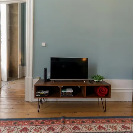 Adorable In Great Area Appartement